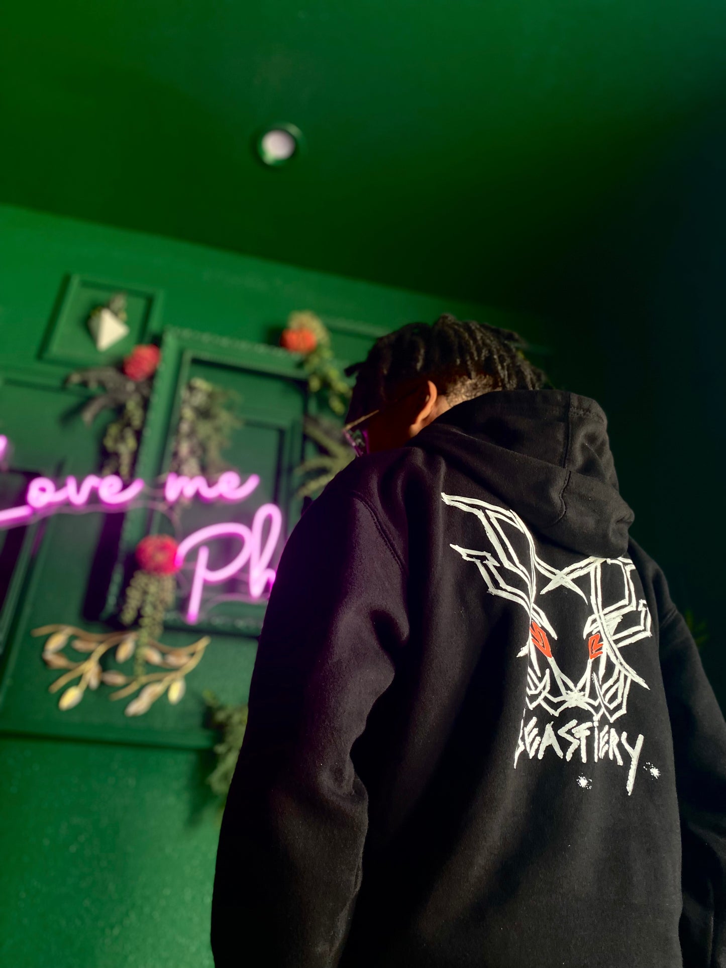 COLLECTOR'S HOODIE