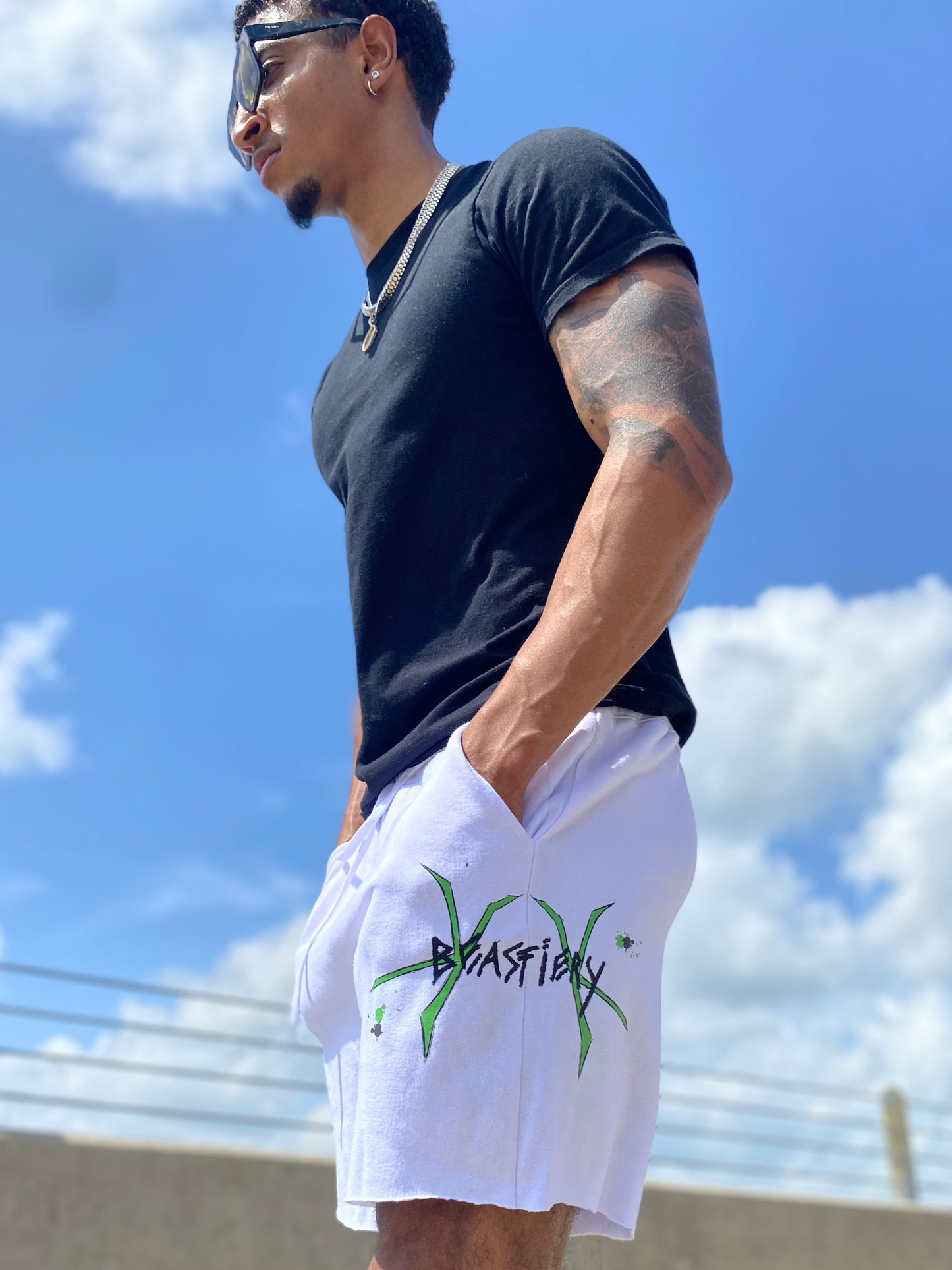 TWO-TAILED FOX SHORTS