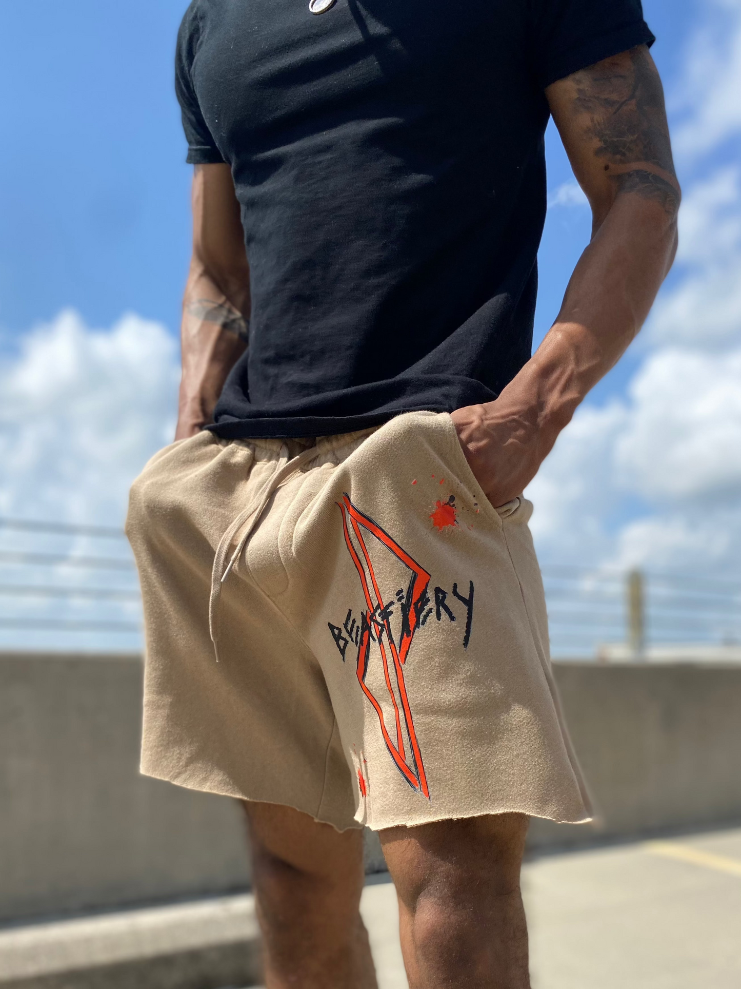PHOENIX INSIGNIA SHORTS